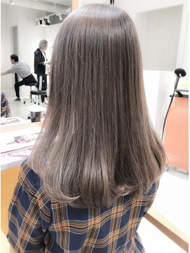 デイズ(days) カット＋ミルクティーグレージュブリーチ透明感カラー　da412