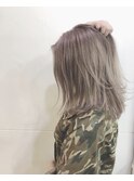 シルバーグレージュ
