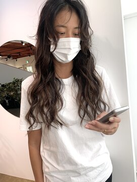 マド(Mado) ローライトとグラデーション