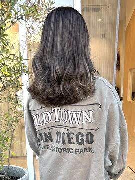 ビレア 尾張旭店(BELEA) 【BELEA尾張旭】外国人風コントラストハイライトカラー