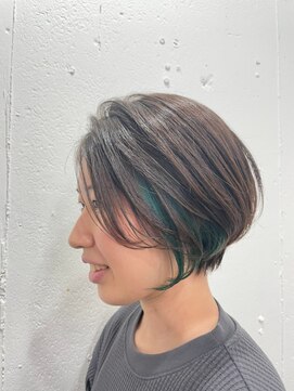 ネウィ ジャム 町田(newi JAM) 大人可愛い20代30代40代小顔ワンサイドショートボブ丸み前下がり