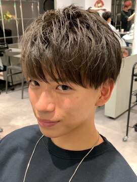 ザ サードヘアー 柏(THE 3rd HAIR) 刈り上げツーブロックマッシュ　王道ショート