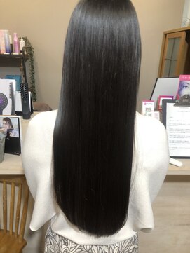 スアバイキキ(SuA by kiki.) レイヤーボブ/外ハネボブ/大人ショート/ニュアンスカラー[千葉〕