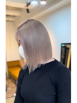 メリー オオサカ(Merly Osaka) 透明感抜群グレージュ