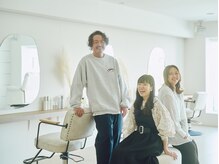 シー(she.)