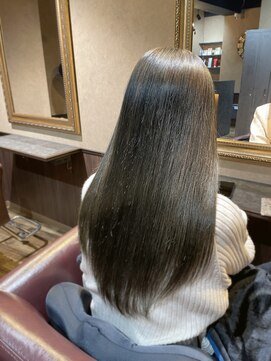 アイノアクロノス 新大久保(AInoa CRONOS) 髪質改善カラーエステ～アッシュ～