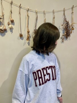 シャンプーボーイ セントラル 博多(SHAMPOO BOY central) オリーブベージュ