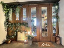 ヘアーイーシャ HAIR I'saの雰囲気（ownerこだわりの入り口）