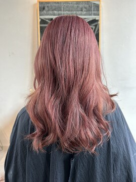 エルム 原宿 表参道(yelm) ブリーチ2回でできるピンクベージュとロングレイヤーカット