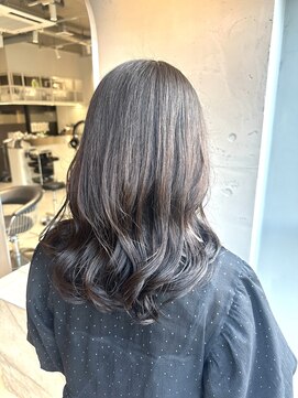 シアン 大須店(CYAN.) コテで巻いたようなナチュラルなパーマがいい方におすすめ！