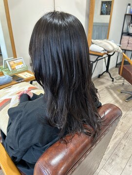 サンバイセライロ 千葉(SAN. by celilo) ロングレイヤーカット　【大木】