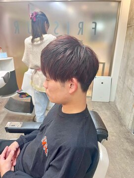 フリゼーア 川西店(FRISEUR) 赤メッシュ