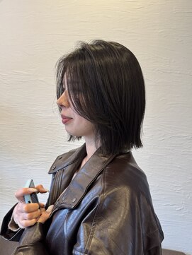 リル 東川口店(Lilou) 切りっぱなしボブ