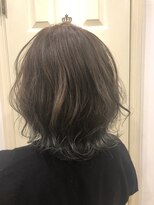 ヴィコロ(vicolo) アデクシー バレイヤージュカラー