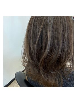 フレンズ 平岡店(friend's) 【札幌平岡　デザインカラー(ハイライト)】　藤原有貴