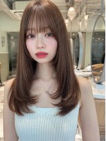 ロンド アンブル 四条烏丸(Lond ambre)&nbsp;光煌めくレイヤーカットとシースルーバングで叶える愛されヘア