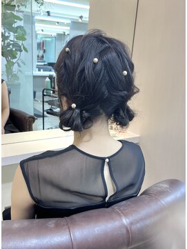 ディア(.eer) ミディアムさんでも大丈夫！ふわふわツインお団子♪