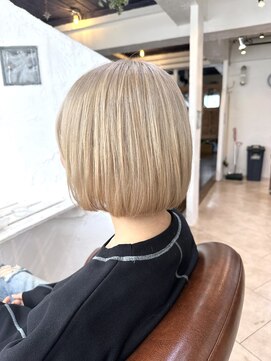 ロストシティ 横浜(LOST CITY) ハイトーンボブ