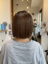 コク(koku) 艶カラー×切りっぱなしボブ