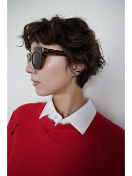 レス 伏見(LESS) ナチュラルショート