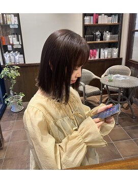 サク 馬橋店(Saku) 切りっぱなしボブ／オリーブベージュ