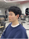 スパイキーショート短髪パーマ眉毛カット