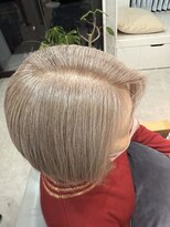 ヌーク(Neuk)&nbsp;白髪ぼかしカラー【入木田デザイン】