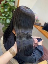 トワ(toi)&nbsp;地毛風ブルーブラック＊透明感と艶を両立する暗髪カラー/横浜