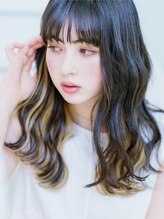 《インナーカラーやポイントデザインも人気》