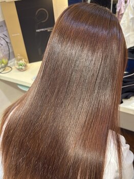 ヘアーデザイン シンディ(Hair Design Cindy)の写真/【髪質改善/縮毛矯正】一人一人の髪の悩みや状態、理想に合わせたオーダーメイドの髪質改善Trをご提案◎
