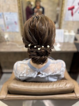 ゆるふわシニヨン