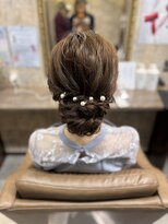 アーフィー 千葉(Arphy) ゆるふわシニヨン