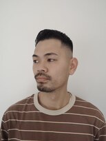 プールサイド(POOLSIDE)&nbsp;クルーカット　フェザーアップ　スキンフェード　ハイフェード