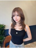 ベージュカラー