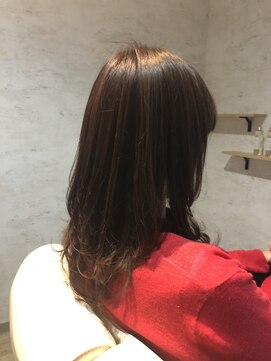 シー 東橋良店(She) 艶カラー　30代、40代、50代