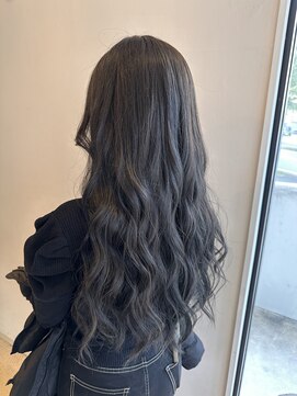 アウリィ(Aulii) 寒色系/透明感/カーキアッシュ/ブルーアッシュ