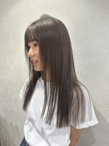 パーク(PAAQ)&nbsp;【kana】ブリーチなしでつくる柔らかいオリーブベージュ