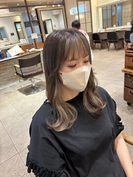 ネオリーブソラ 相模大野店(Neolive sola) インナーカラー/グレージュ/レイヤーカット/相模大野/相模大野駅