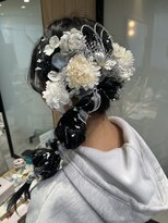 ファムバイアヴァンス(Femme by AVANCE.)&nbsp;ヘアセット 編みおろし