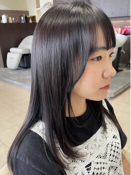 リュクス(LUXE)の写真/お客様の髪質や骨格に合わせて、あなただけの似合わせスタイルを提案してくれるから納得の仕上がりに♪