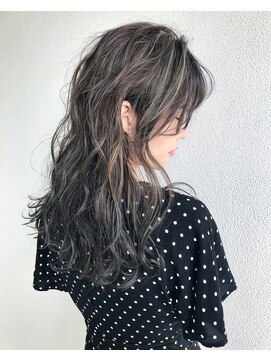 トリート 南行徳本店(TREAT) グレージュ×3dハイライト