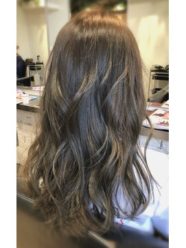 アトリウム (ATRIUM beauty life) 【西野】ふんわりフォギーベージュカラー