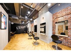 La fith hair cota 明石店【ラフィス　ヘアー　コタ】