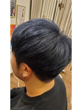 ヘアースタジオ 美髪空館 ネイビーカラー