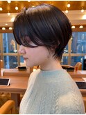 神田安優奈 ダークアッシュな束感ショートヘア