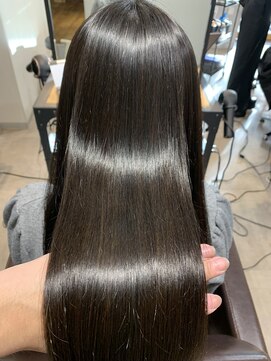 レオン(Re:ON) 縮毛矯正×ロングヘア