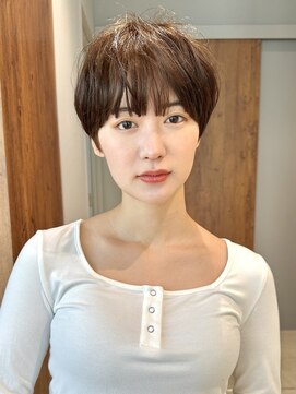 ビュートリアム 南青山(BEAUTRIUM) マッシュショート　ニュアンスパーマ　表参道青山　コンパクト