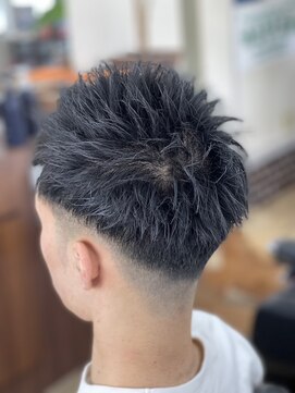 ヘアーサロンヨツモト(Hair salon yotsumoto) フェードカット