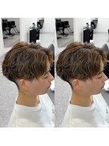 ブライト(BRIGHT)&nbsp;センターパート緩めスパイラルパーマ静岡メンズ