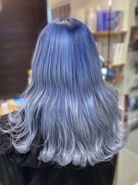 ヴァイス 新宿店(VAICE) ブルーグラデーション